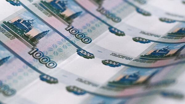 Листы с денежными купюрами в процессе производства - Sputnik Кыргызстан