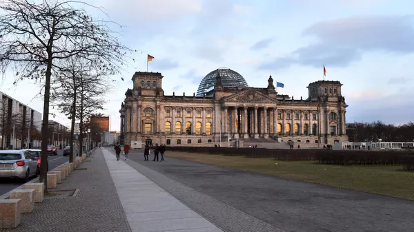 Историческое здание Рейхстага в центре Берлина. Архивное фото - Sputnik Кыргызстан