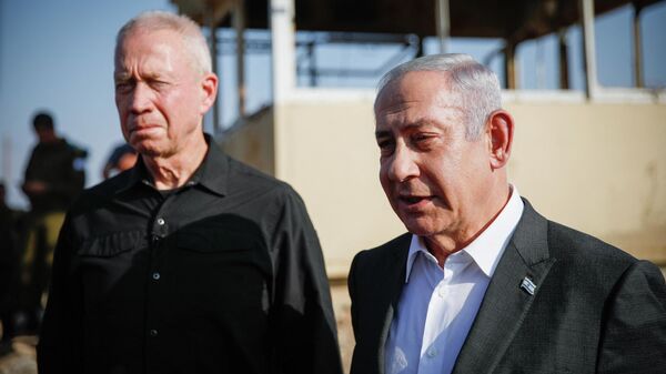 Премьер-министр Израиля Биньямин Нетаньяху и министр обороны Израиля Йоав Галант  - Sputnik Кыргызстан