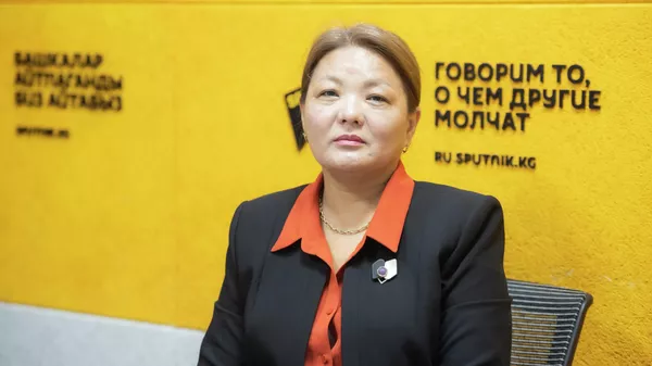 Заместитель директора управления образования мэрии Бишкека Жыргал Абдыжапарова - Sputnik Кыргызстан