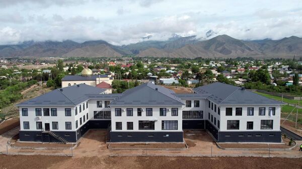 Открытие республиканского детского реабилитационного центра Ибн Сина в Чолпон-Ате - Sputnik Кыргызстан