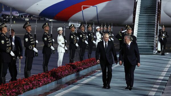 Рабочий визит президента Владимира Путина в Узбекистан - Sputnik Кыргызстан