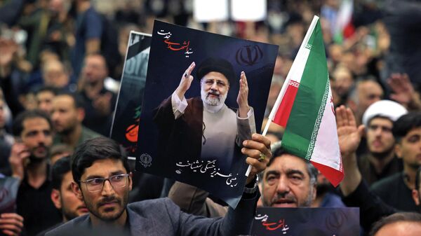 Похороны президента Ирана Эбрагима Раиси в Тегеране - Sputnik Кыргызстан