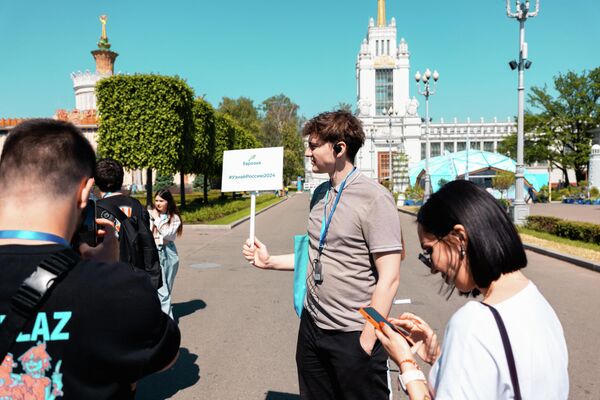 На заседании Совета НКО было объявлено о наборе послов дружбы народов, и некоммерческая организация призывает к совместной работе всех, кто выступает за развитие межнационального общения между странами Евразии - Sputnik Кыргызстан