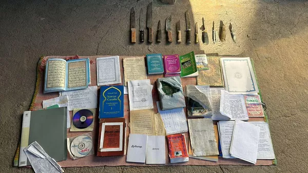 Диний китептер. Архив - Sputnik Кыргызстан