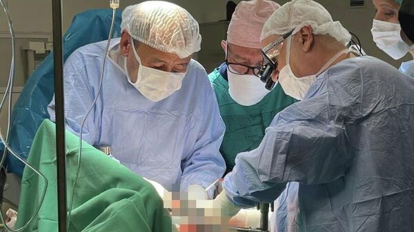 Первая операция по пересадке печени в Кыргызстана прошла успешно - Sputnik Кыргызстан