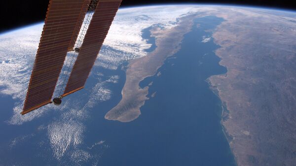 Вид на Калифорнийский полуостров и залив с Международной космической станции. Архивное фото - Sputnik Кыргызстан