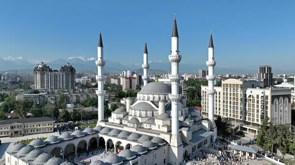 Празднование Курман айта в Кыргызстане - Sputnik Кыргызстан