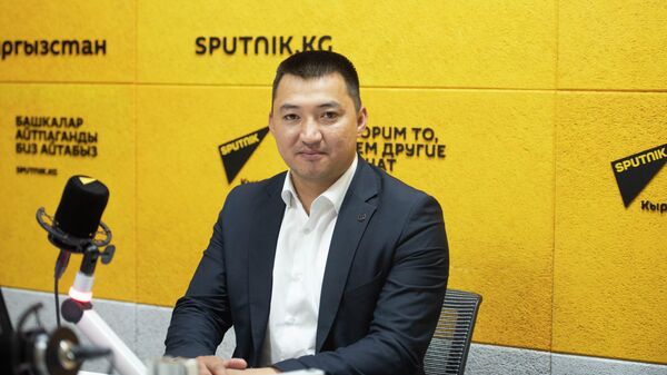 Директор Департамента регистрации населения при Министерстве цифрового развития КР Арсен Минбаев  - Sputnik Кыргызстан