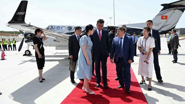 Рабочий визит главы кабмина КР Акылбека Жапарова в Урумчи  - Sputnik Кыргызстан