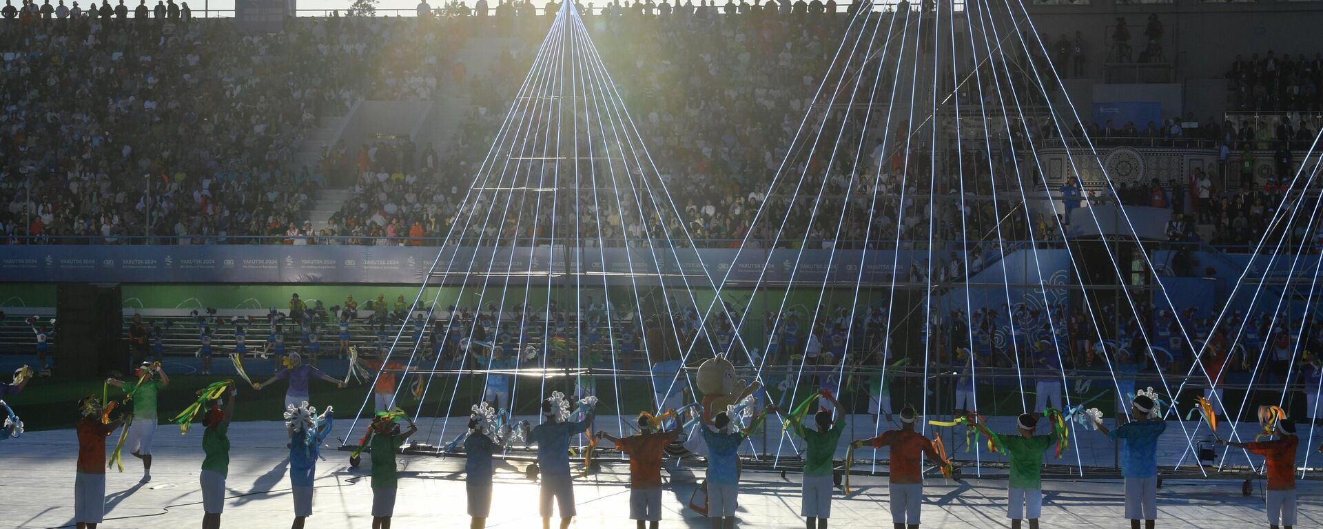 Церемония открытия VIII игр Дети Азии в Якутске - Sputnik Кыргызстан, 1920, 26.06.2024