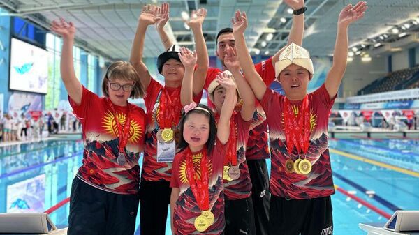 Кыргызстанцы взяли 16 медалей на турнире по параплаванию в России - Sputnik Кыргызстан