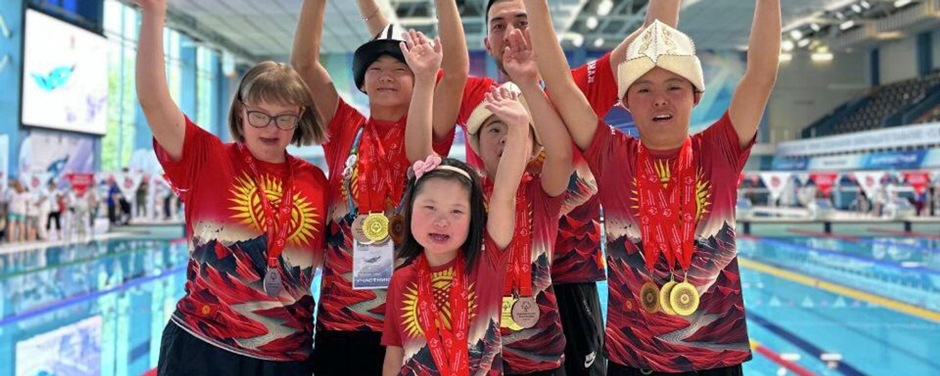 Кыргызстанцы взяли 16 медалей на турнире по параплаванию в России - Sputnik Кыргызстан, 1920, 29.06.2024