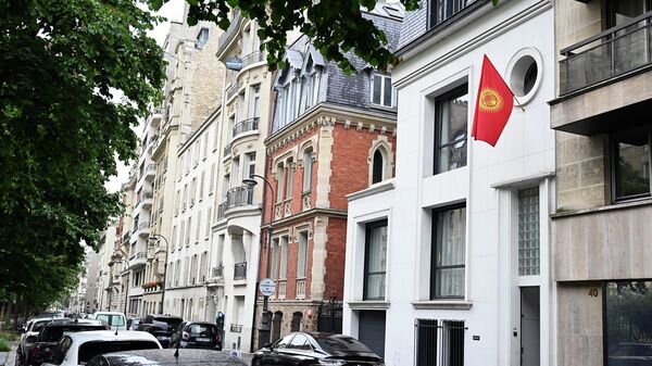 Новое здание посольства КР во Франции  - Sputnik Кыргызстан