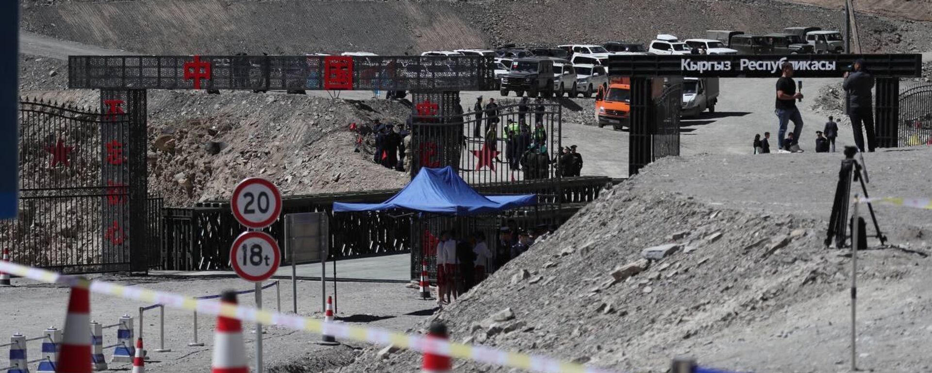 Строительство КПП Бедел на границе с Китаем. Архивное фото  - Sputnik Кыргызстан, 1920, 17.03.2025