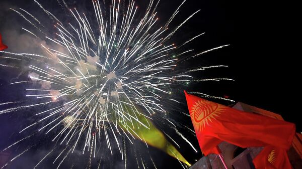 Бишкектеги салют. Архив - Sputnik Кыргызстан