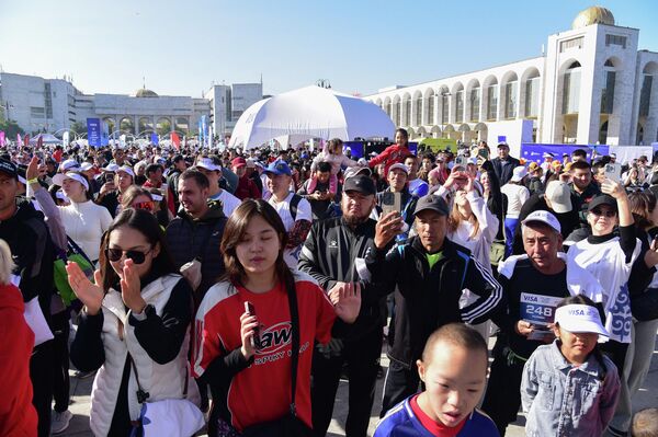 Зона старта и финиша будет организована на площади Ала-Тоо - Sputnik Кыргызстан