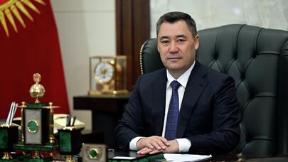 Поздравление президента Кыргызстана с Днем работников культуры