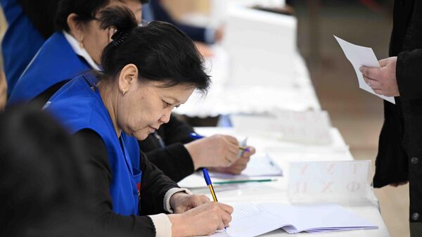 Бишкектеги добуш берүү участогу. Архив - Sputnik Кыргызстан