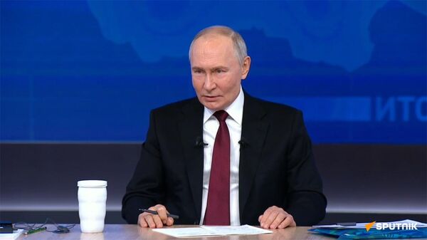 Владимир Путиндин 2024-жылды жыйынтыктоочу маалымат жыйыны. Видео - Sputnik Кыргызстан