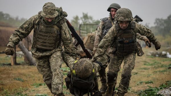 Украинские военные. Архивное фото - Sputnik Кыргызстан