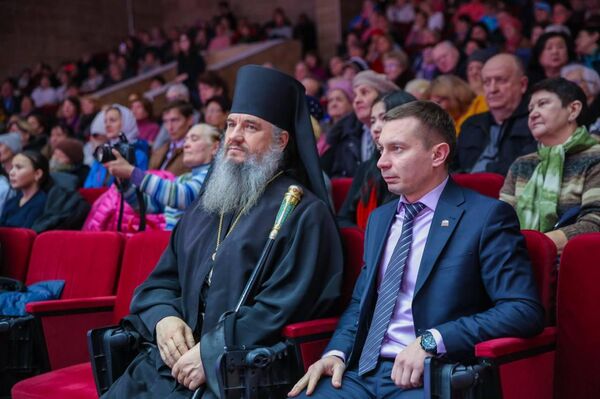 Епископ Бишкекский и Кыргызстанский Савватий подчеркнул значение таких встреч для укрепления духовных ценностей - Sputnik Кыргызстан