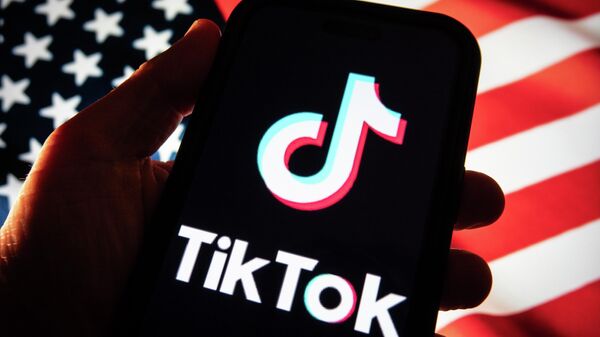 Социальная сеть TikTok. Иллюстративное фото - Sputnik Кыргызстан