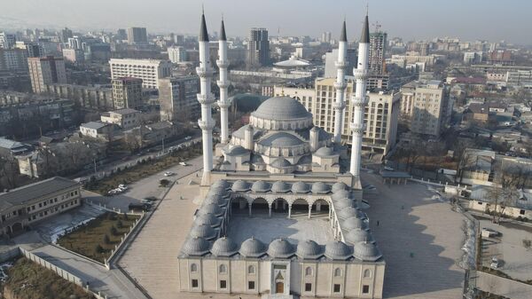 Бишкектеги Борбордук мечит. Архив - Sputnik Кыргызстан