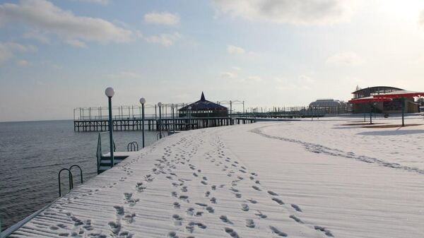 Зима на Иссык-Куле. Архивное фото - Sputnik Кыргызстан