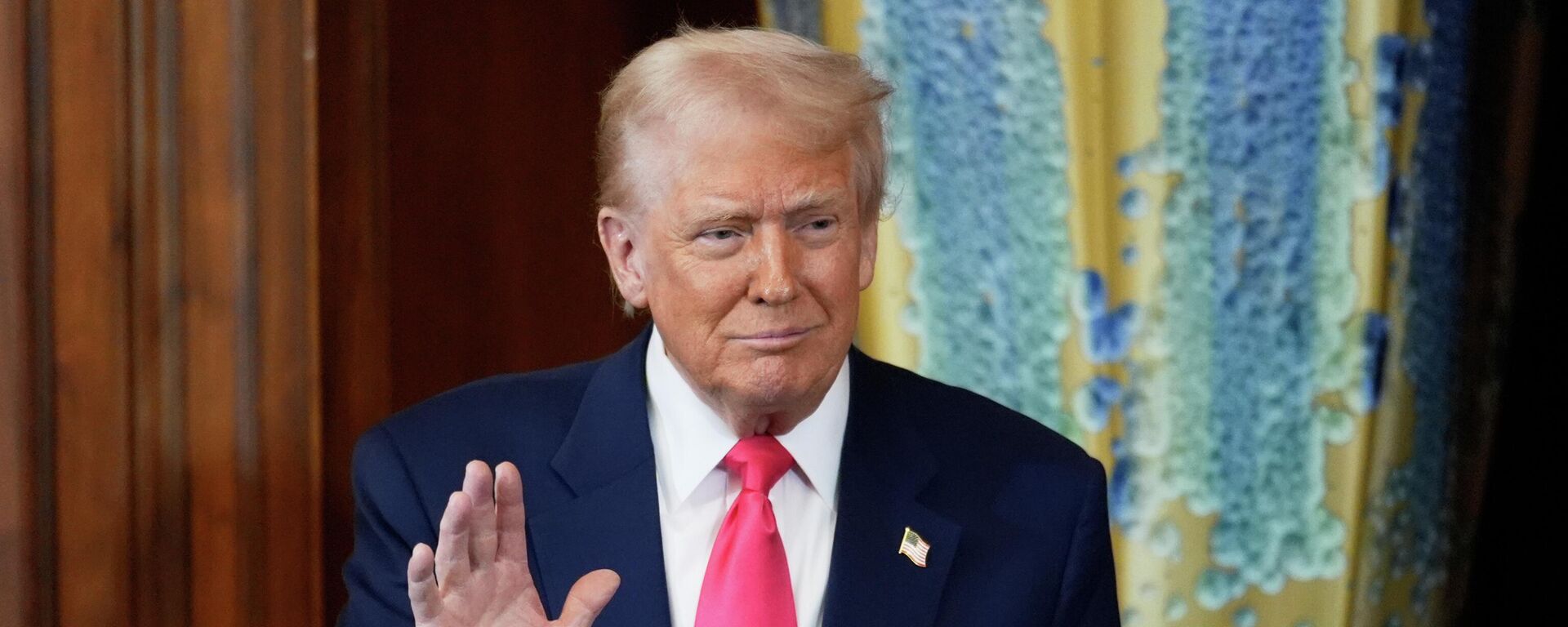 АКШ президенти Дональд Трамп  - Sputnik Кыргызстан, 1920, 20.03.2025