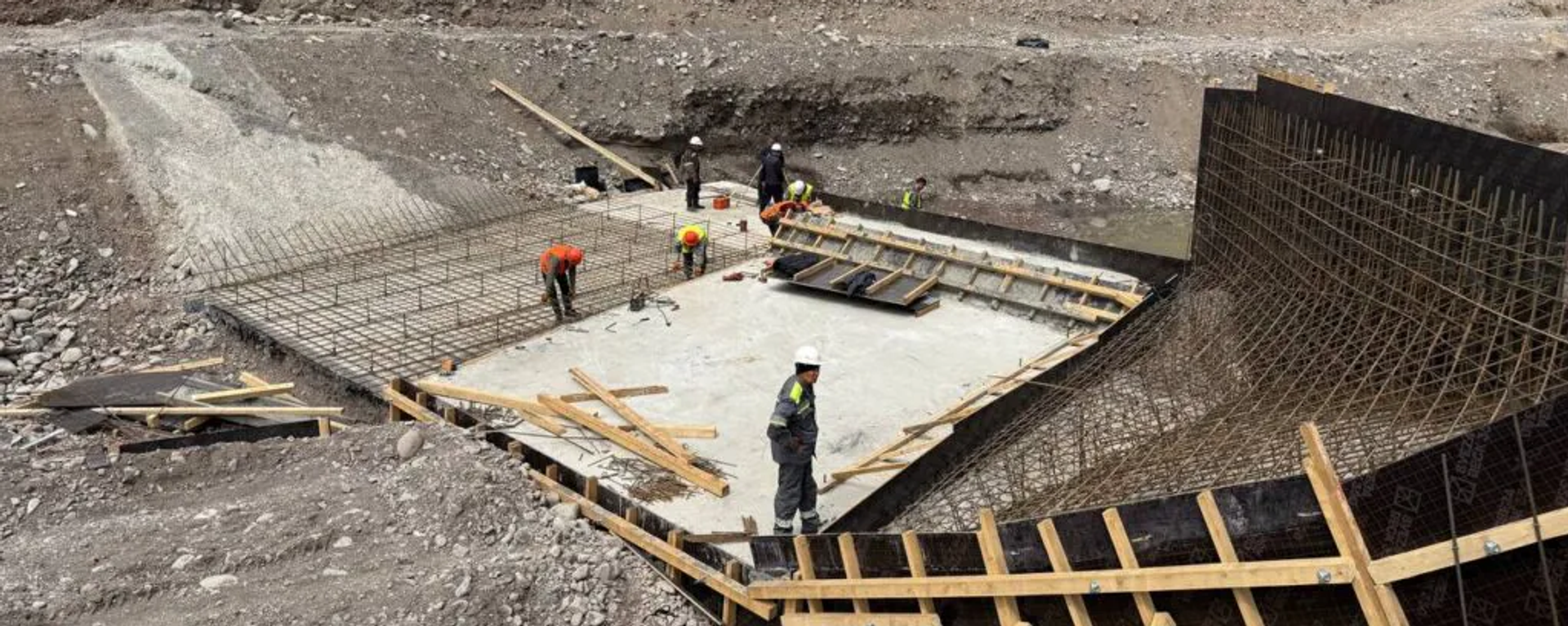 ГЭСтин курулушу. Архив - Sputnik Кыргызстан, 1920, 09.11.2025