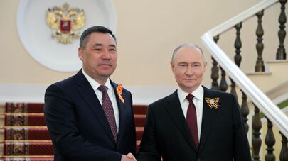 Президент КР принял участие в параде Победы в Москве