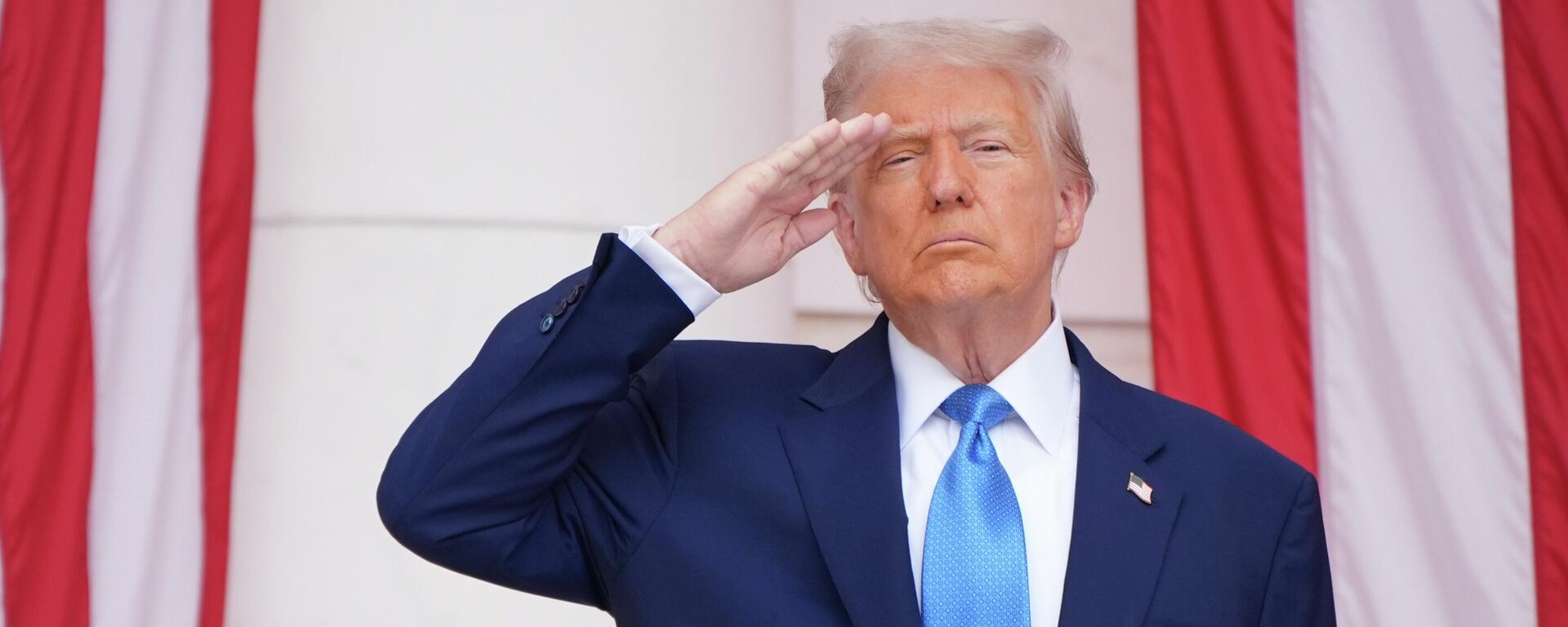 Президент США Дональд Трамп - Sputnik Кыргызстан, 1920, 12.01.2026