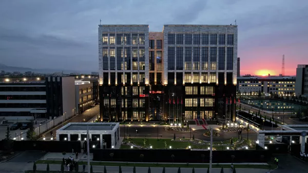 Улуттук коопсуздук боюнча мамлекеттик комитеттин борбордук аппаратынын имараты. Архив - Sputnik Кыргызстан