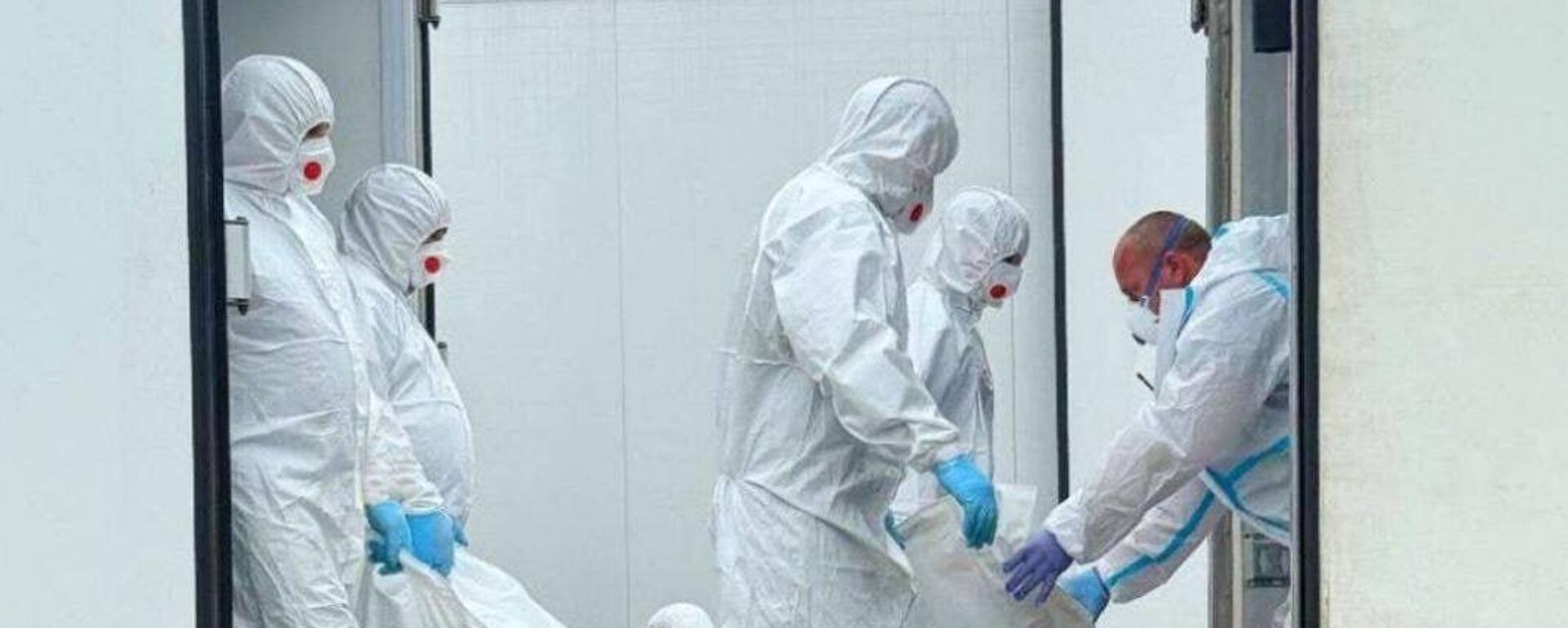 Россия менен Украинанын ортосунда каза болгон жоокерлердин сөөгүн алмаштыруу. Архив - Sputnik Кыргызстан, 1920, 27.07.2025