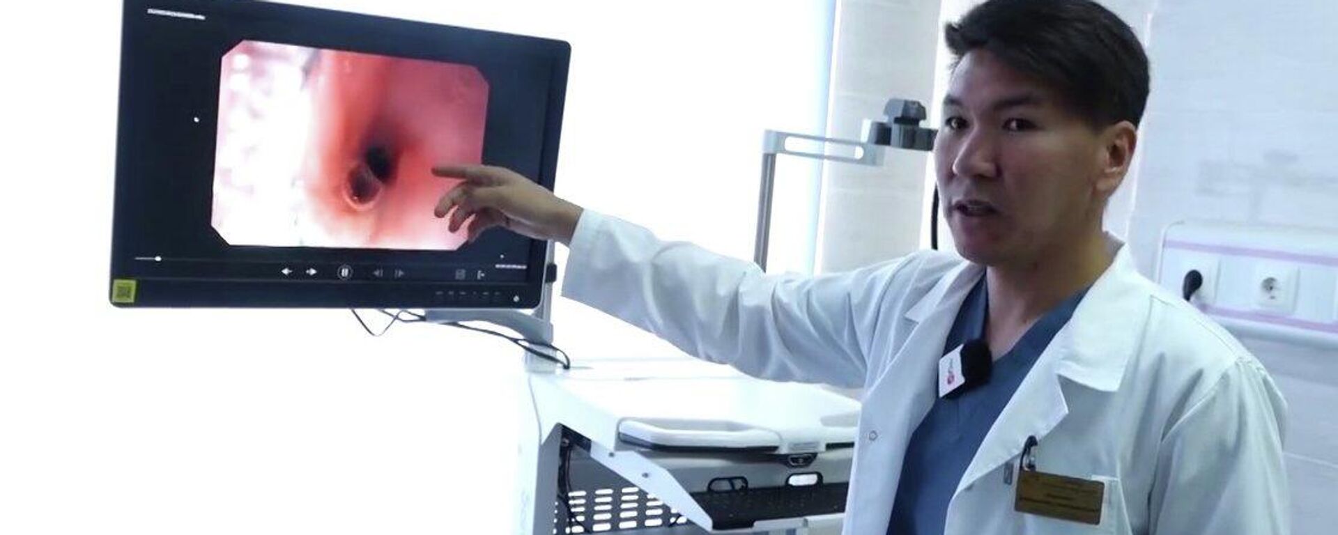 Бишкекте 8 жаштагы баланын ашказанынан 10 сомдук монета чыгарылды - Sputnik Кыргызстан, 1920, 12.06.2025