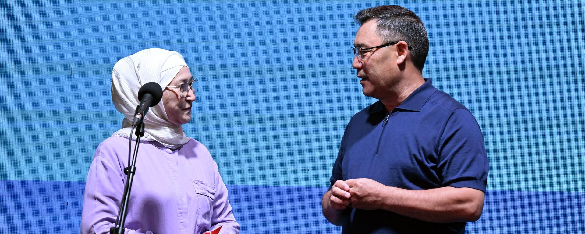 Церемония передачи ключей от квартир ЖК, построенного ГИК по улице Молдобасанова в Бишкеке - Sputnik Кыргызстан, 1920, 11.07.2025