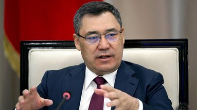 Садыр Жапаров провел рабочее совещание по строительству горнолыжного кластера "Ала-Тоо Резорт" 