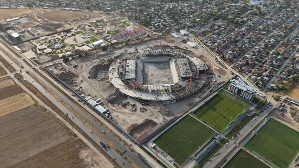Строительство стадиона международного класса  в Бишкеке. Архивное фото - Sputnik Кыргызстан