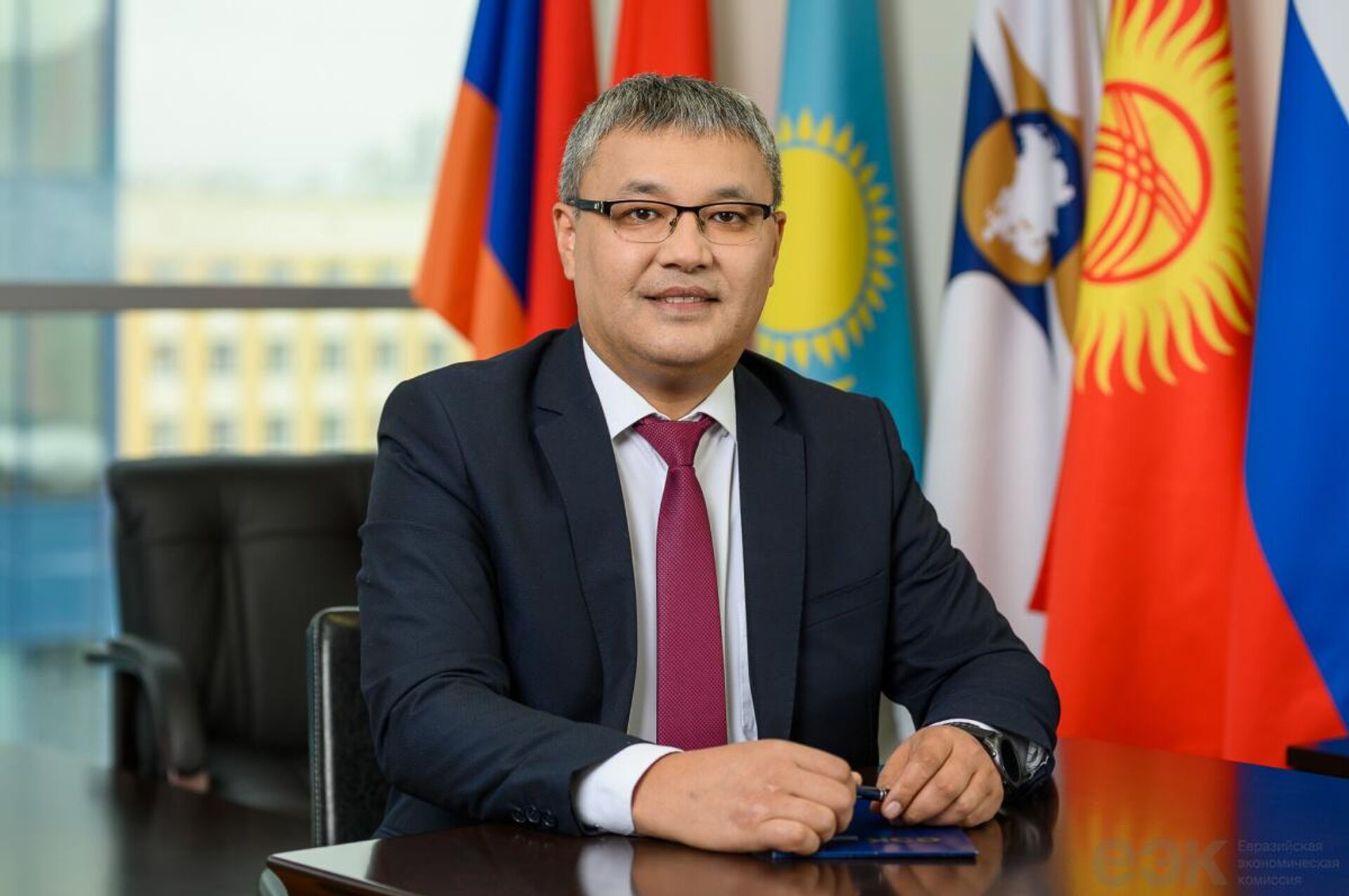 Назначение министром по интеграции и макроэкономике ЕЭК Данияра Иманалиева - Sputnik Кыргызстан, 1920, 25.12.2025