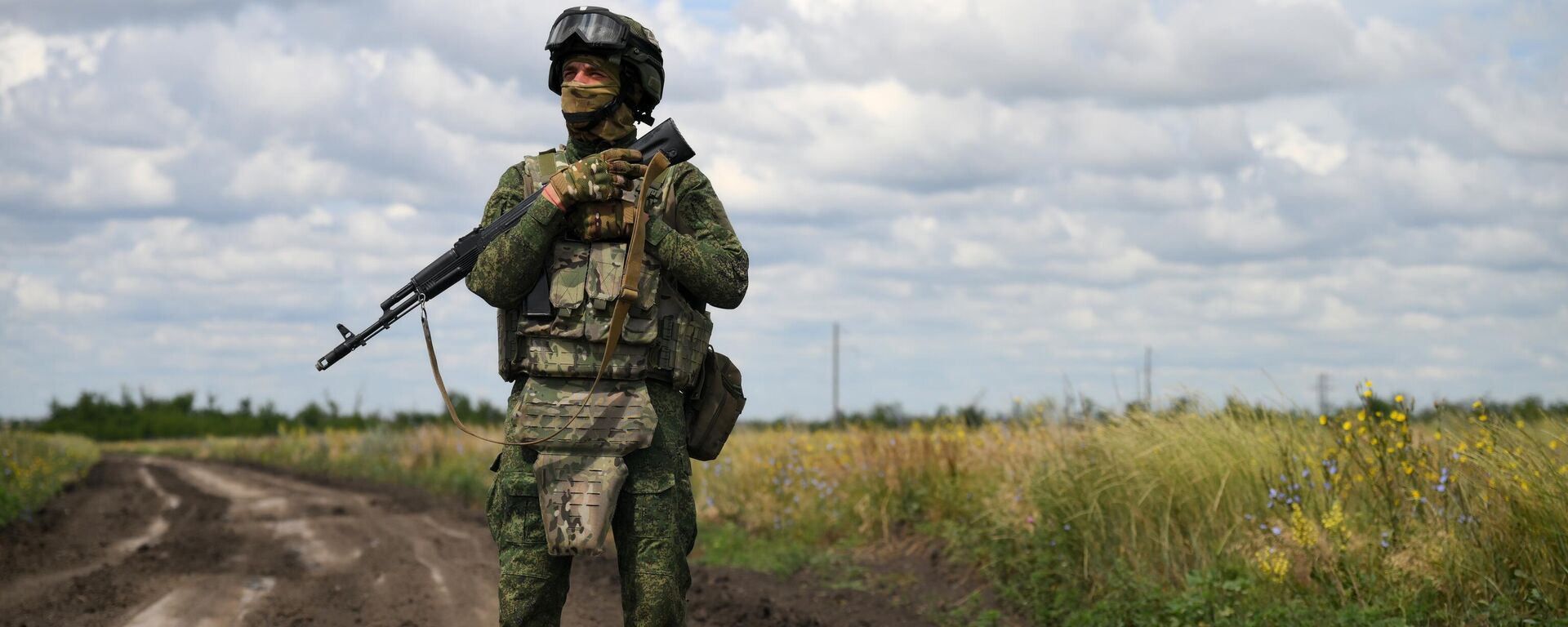 Россиялык аскер атайын операциянын аймагында. Архив - Sputnik Кыргызстан, 1920, 31.07.2025