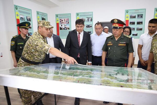 Чүй облусундагы &quot;Кемин&quot; заставасы оңдоп-түзөөдөн өткөрүлгөндөн кийин ачылды - Sputnik Кыргызстан