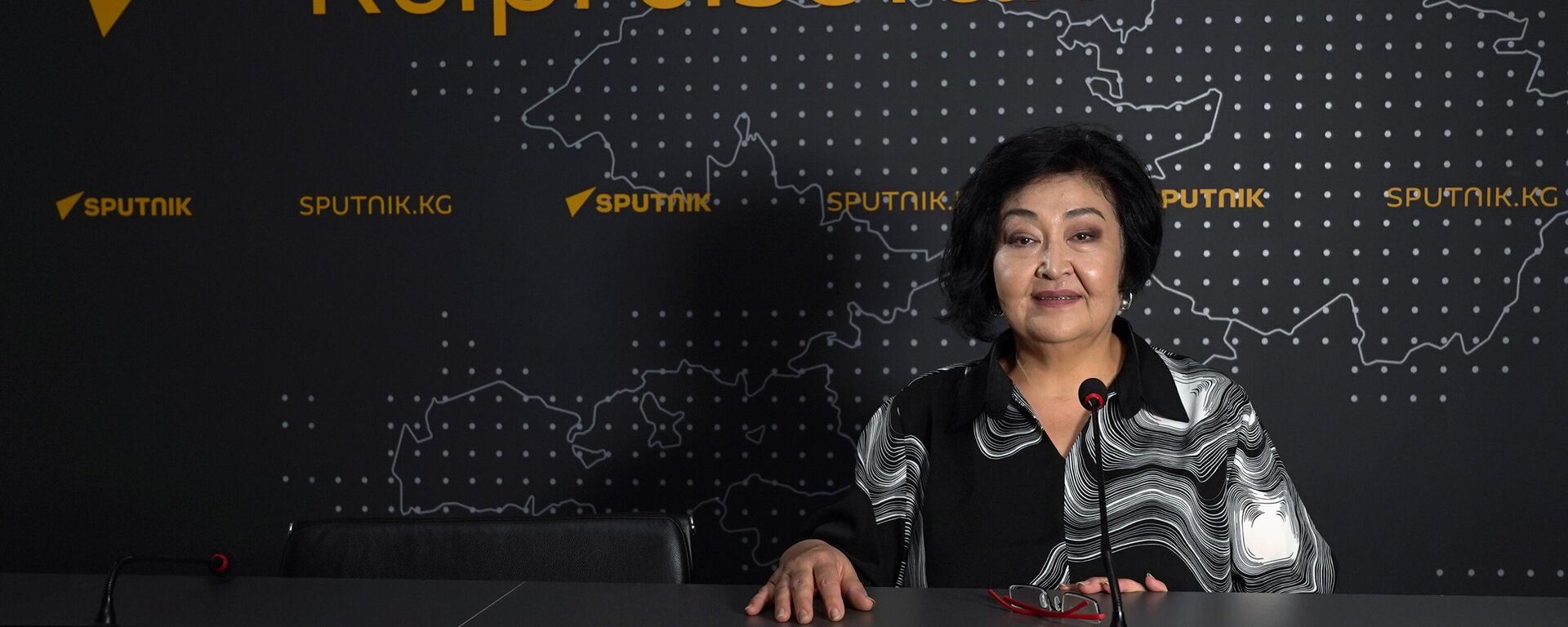 Славян базары эл аралык искусство фестивалынын Кыргызстандагы өкүлү, КР эмгек сиңирген артисти Гүлнара Тойгонбаева - Sputnik Кыргызстан, 1920, 05.08.2025