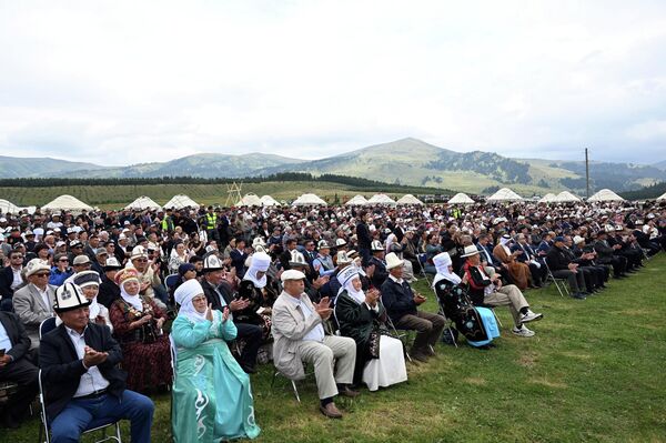 Тоо-лыжа курорту төрт мезгилде тең иштейт - Sputnik Кыргызстан