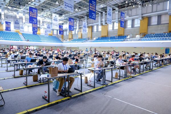 Международная олимпиада по искусственному интеллекту в Китае  - Sputnik Кыргызстан