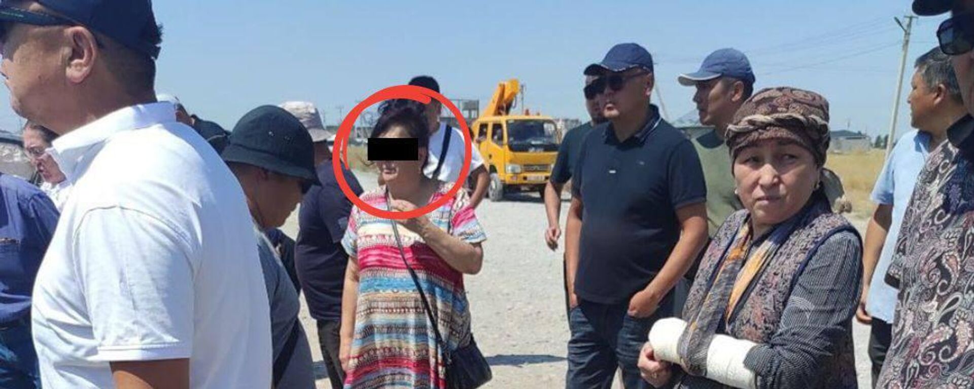 Задержание организатора перекрытия дороги в селе Кок-Жар - Sputnik Кыргызстан, 1920, 11.08.2025