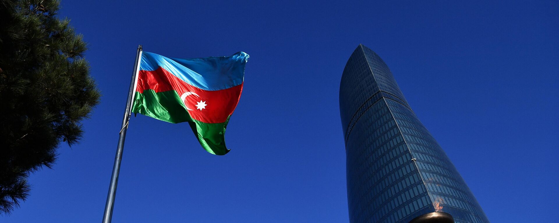 Бакудагы Азербайжандын желеги. Архив - Sputnik Кыргызстан, 1920, 13.08.2025