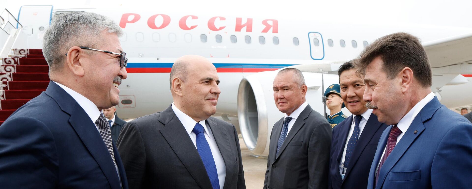 Михаил Мишустин Кыргызстанга келди - Sputnik Кыргызстан, 1920, 14.08.2025