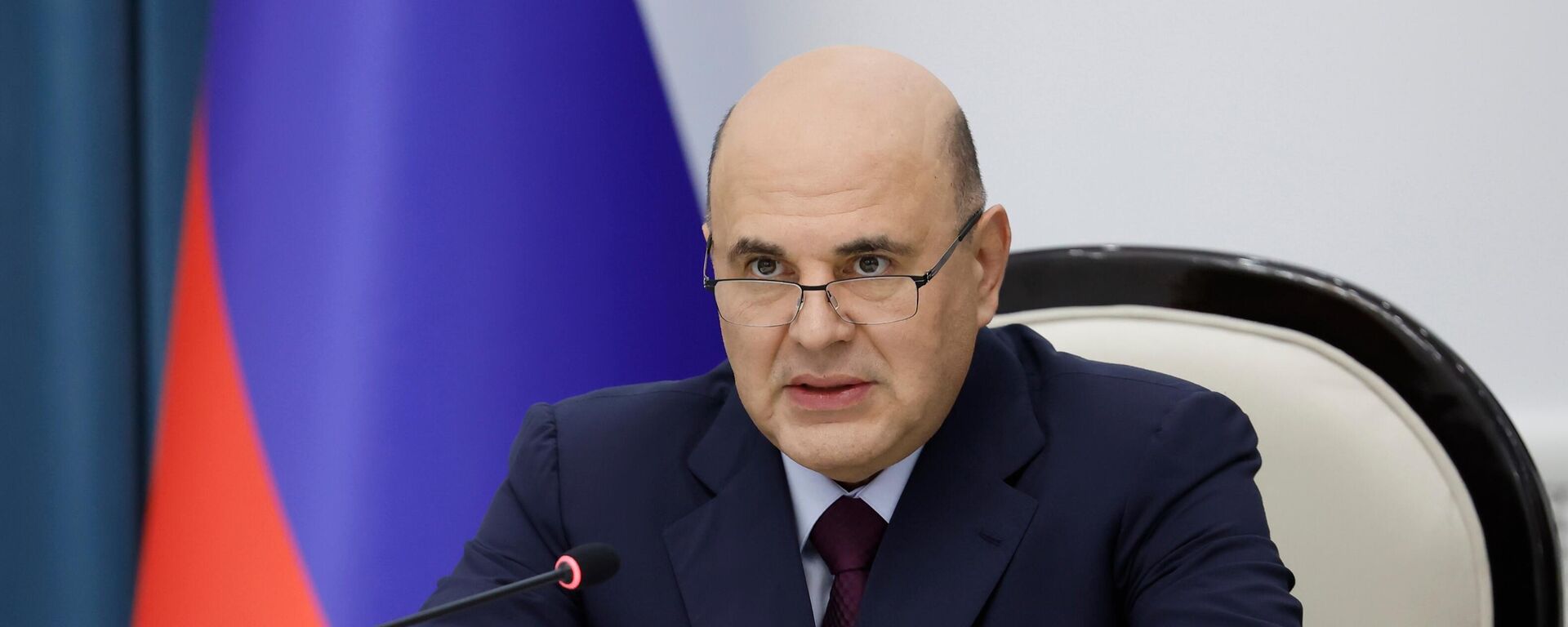 Россия өкмөтүнүн төрагасы Михаил Мишустин - Sputnik Кыргызстан, 1920, 15.08.2025