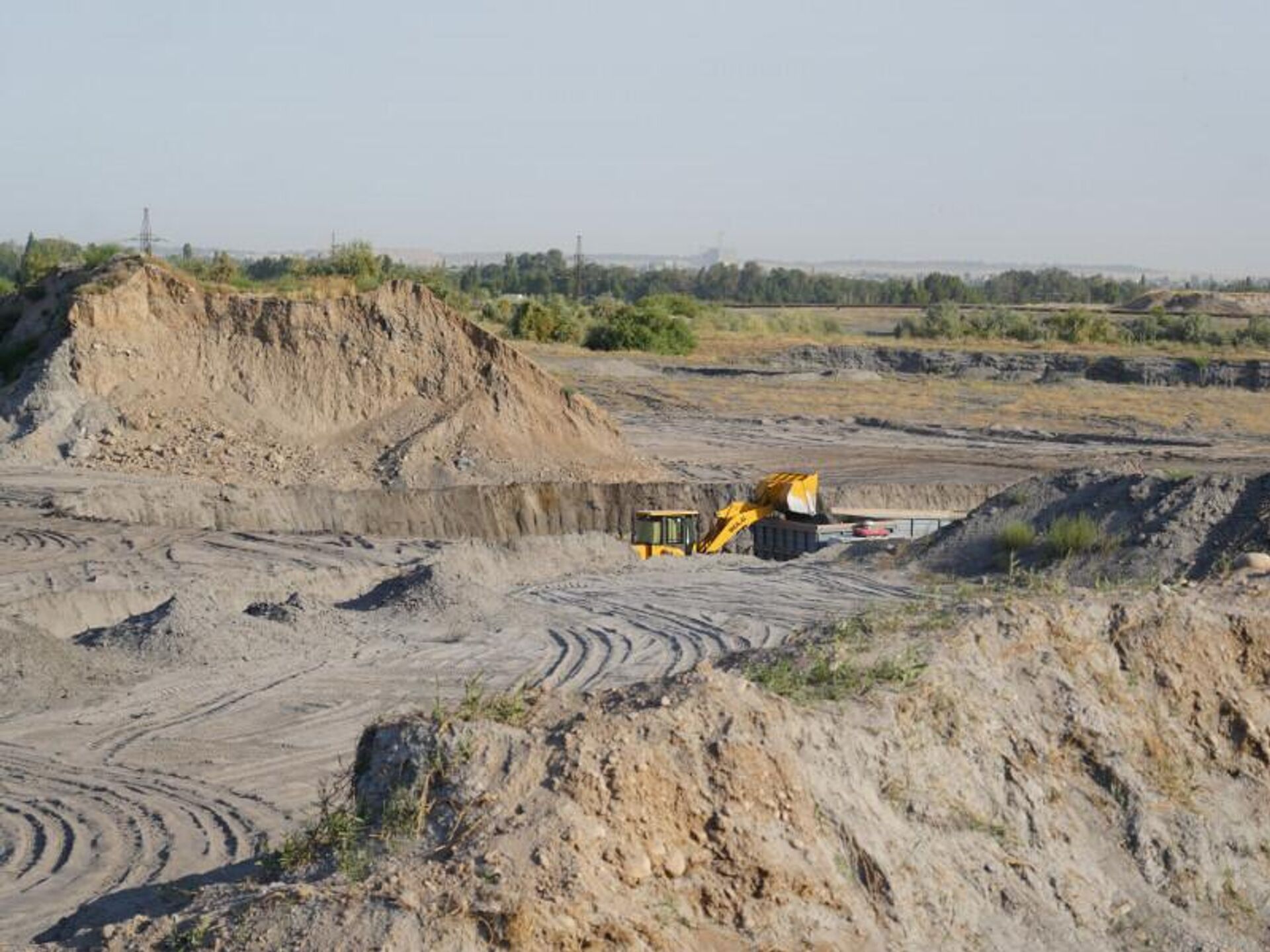 Золоотвал № 9 в Бишкеке - Sputnik Кыргызстан, 1920, 15.08.2025